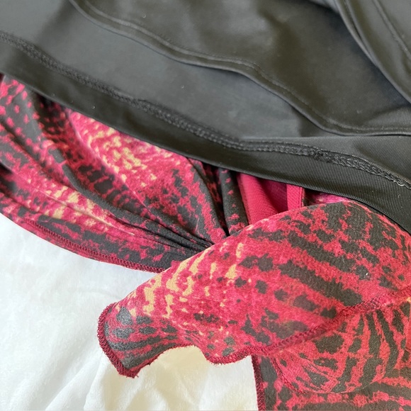 Bebe sz XS one shoulder ruffle dress, spandex black skirt red silk chiffon top - Picture 3 of 16